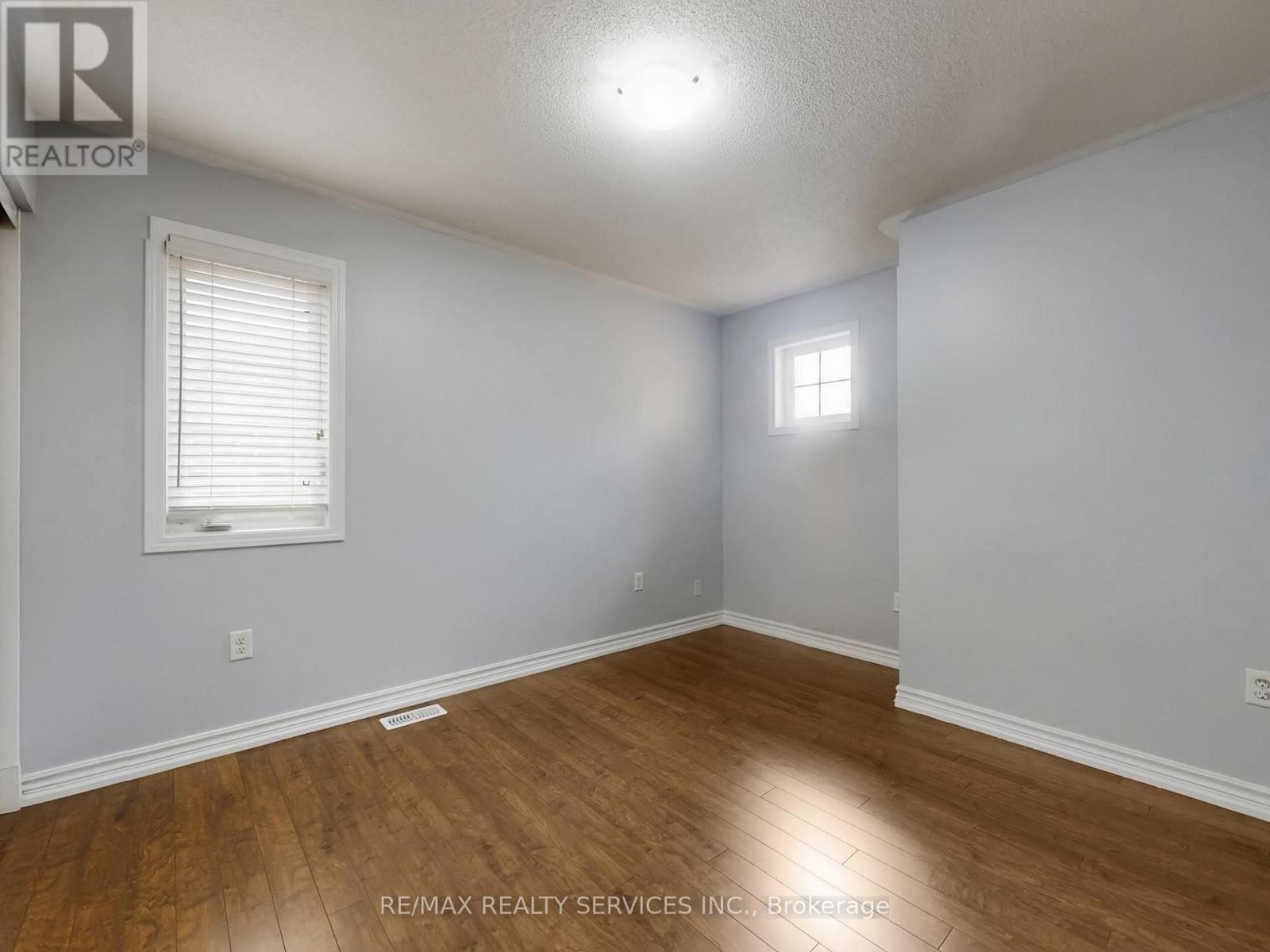 37 Bloom Drive, Brampton, Ontario  L6P 3C3 - Photo 42 - W12869912