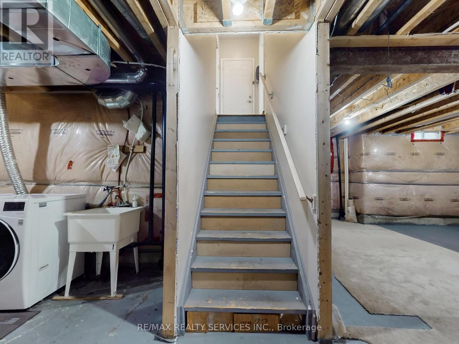 37 Bloom Drive, Brampton, Ontario  L6P 3C3 - Photo 44 - W12869912