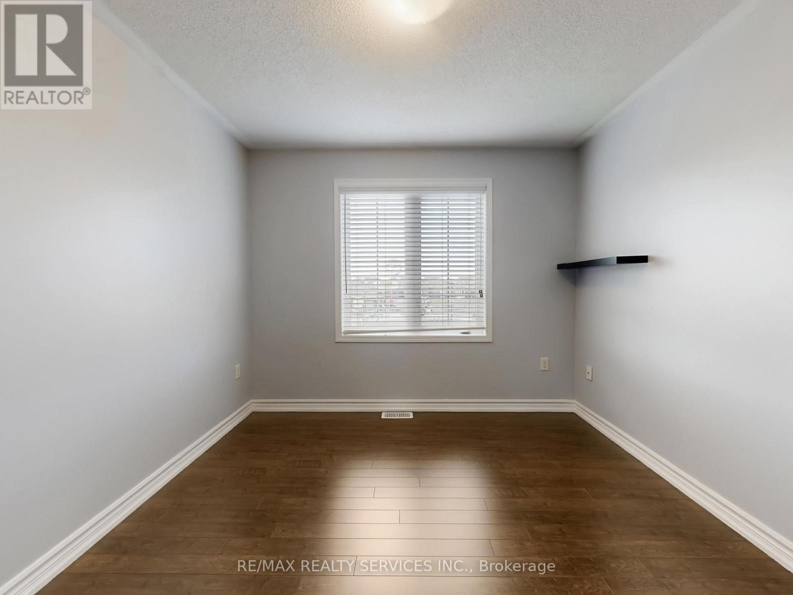 37 Bloom Drive, Brampton, Ontario  L6P 3C3 - Photo 33 - W12869912