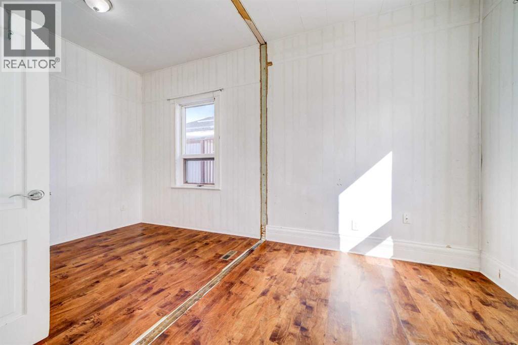 1052 Bev Mclachlin Drive, Pincher Creek, Alberta  T0K 1W0 - Photo 9 - A2294430