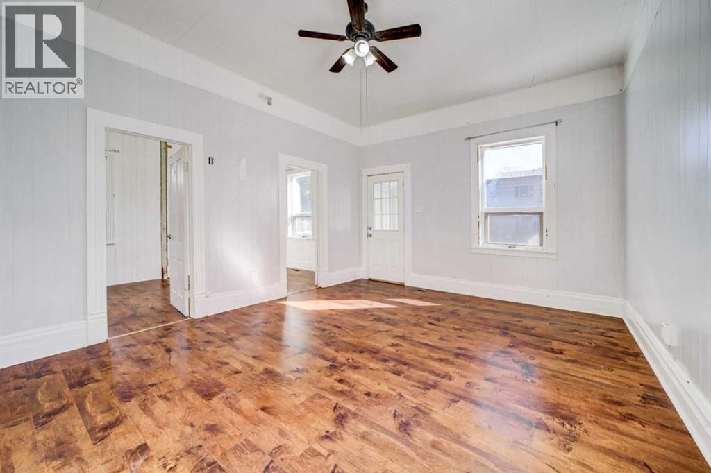 1052 Bev Mclachlin Drive, Pincher Creek, Alberta  T0K 1W0 - Photo 7 - A2294430