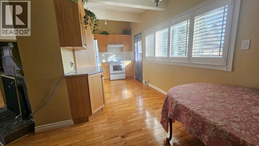 4 Clarendon Road NW, Calgary, Alberta  T2L 0P1 - Photo 6 - A2285041