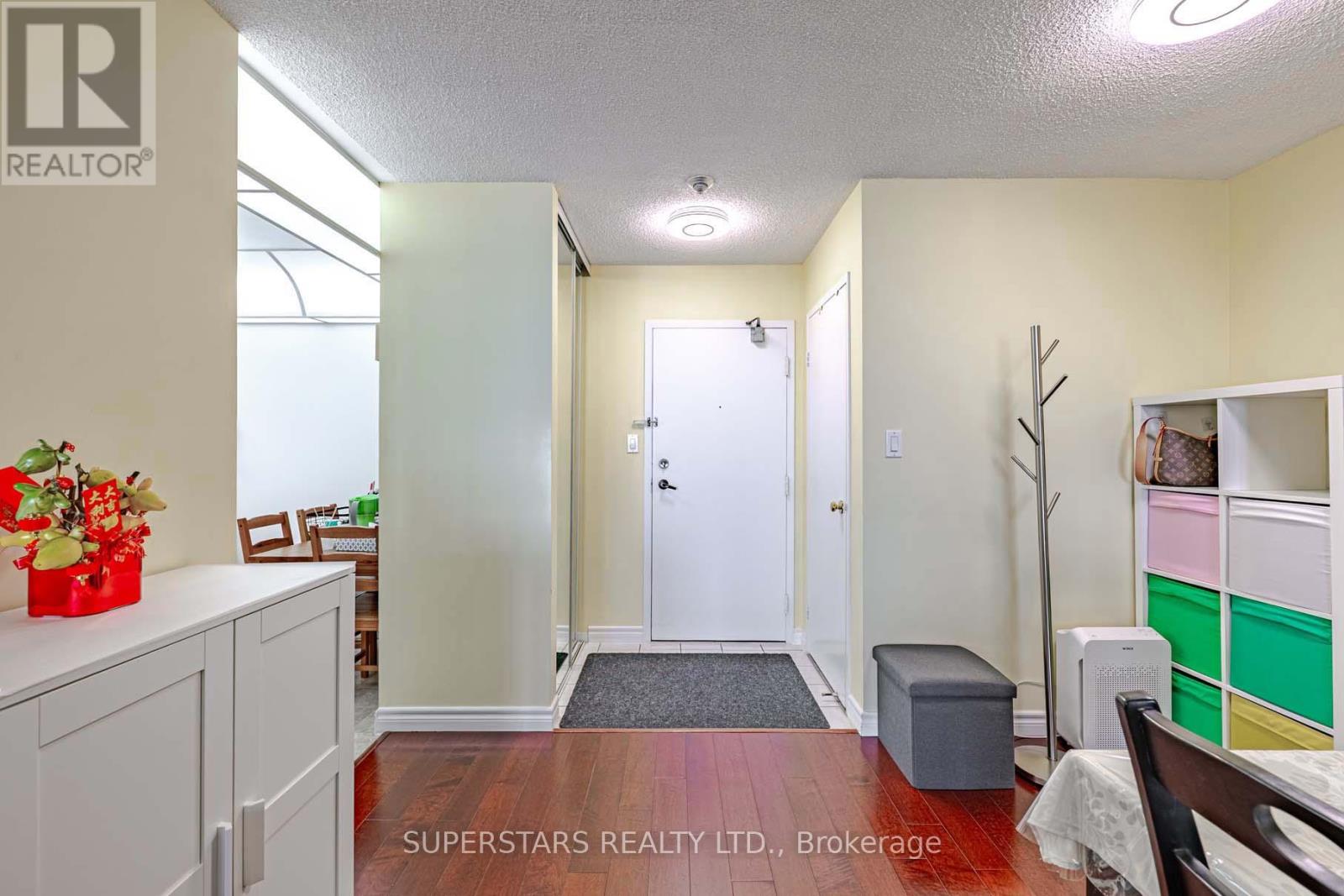 1929 - 25 Bamburgh Circle, Toronto, Ontario  M1W 3W2 - Photo 23 - E12906714