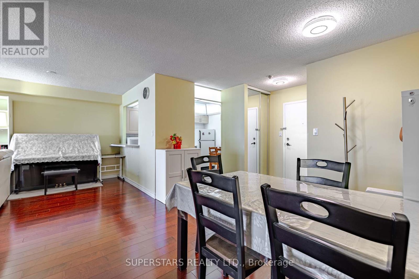 1929 - 25 Bamburgh Circle, Toronto, Ontario  M1W 3W2 - Photo 8 - E12906714