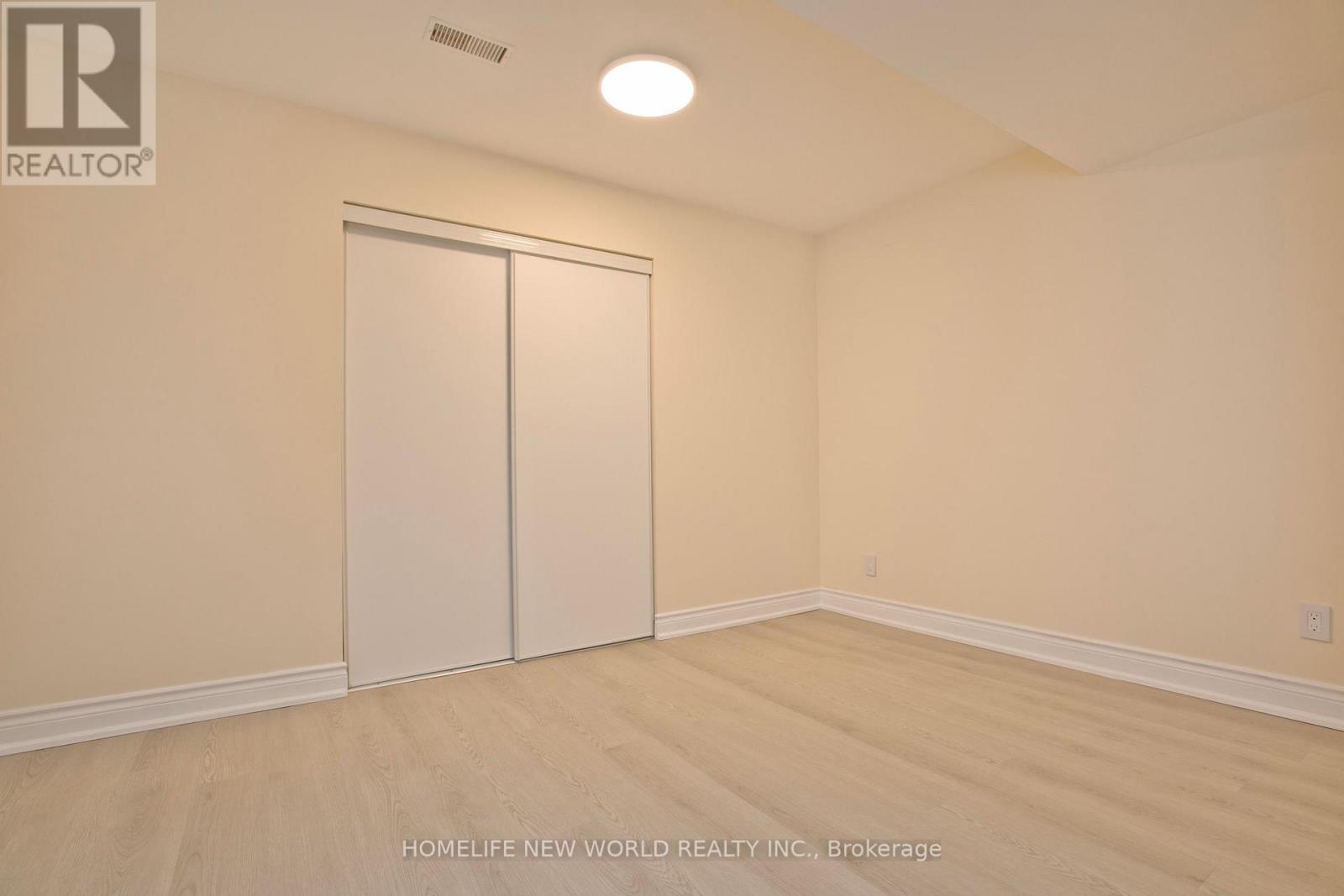 45 Demott Avenue, Markham, Ontario  L6B 0X2 - Photo 32 - N12853814