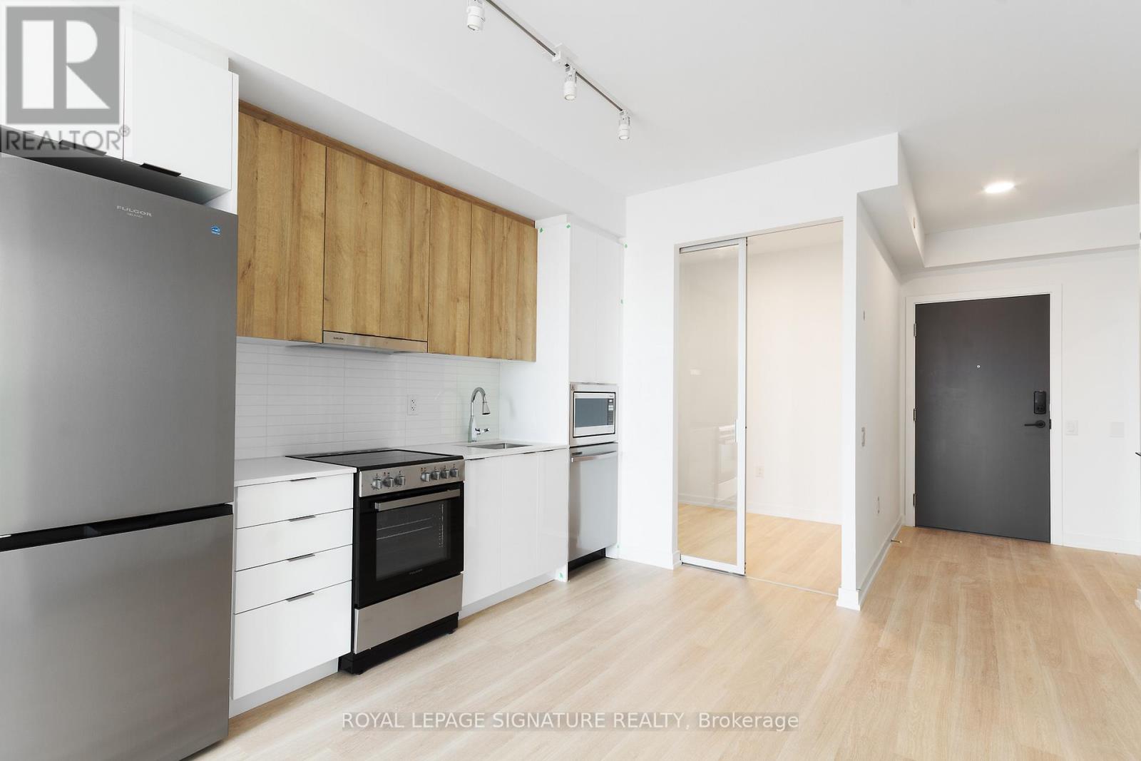 A806 - 9763 Markham Road, Markham, Ontario  L6E 0W4 - Photo 14 - N12906694