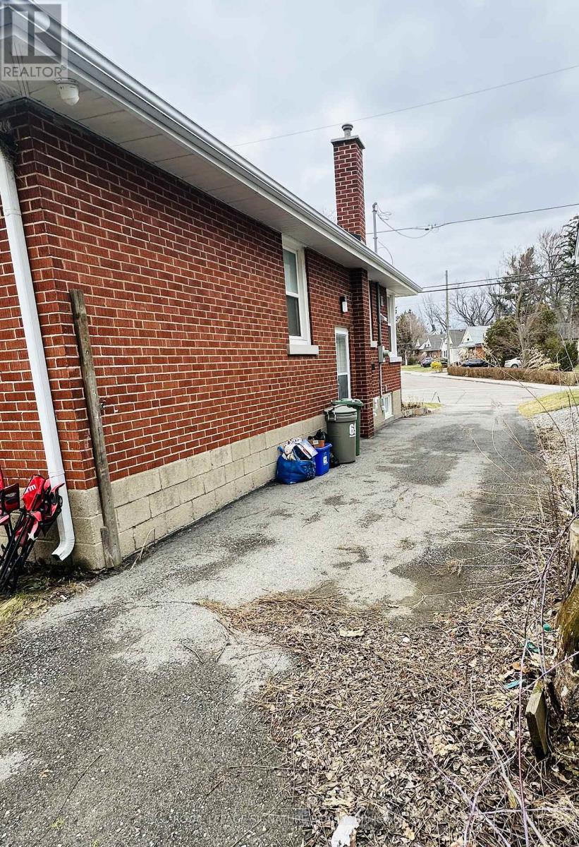 69 Glenmount Avenue, Hamilton, Ontario  L8S 2L3 - Photo 30 - X12894528