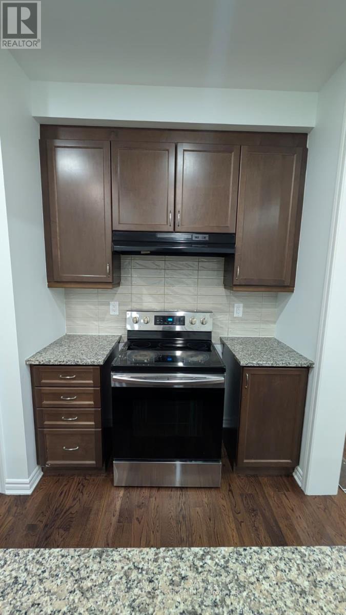 39 Boothill Drive, Brampton, Ontario  L7A 0C1 - Photo 14 - W12906718