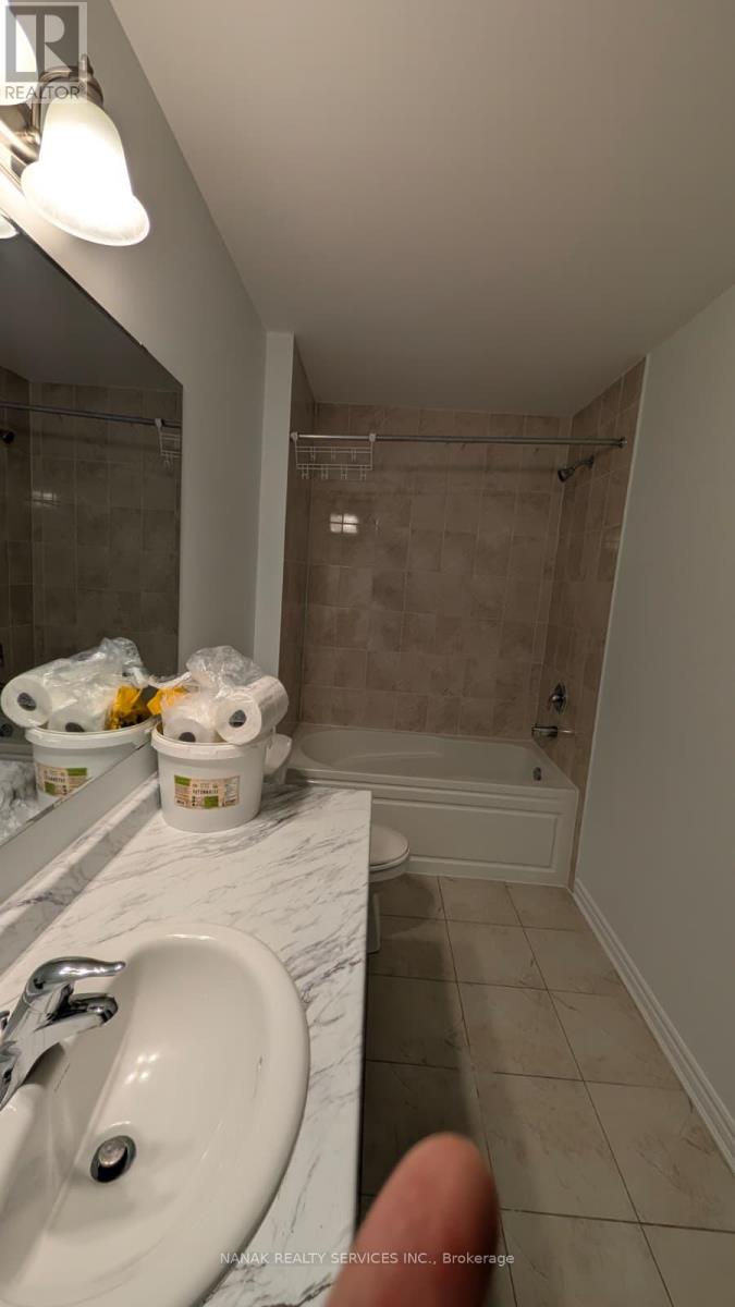 39 Boothill Drive, Brampton, Ontario  L7A 0C1 - Photo 38 - W12906718