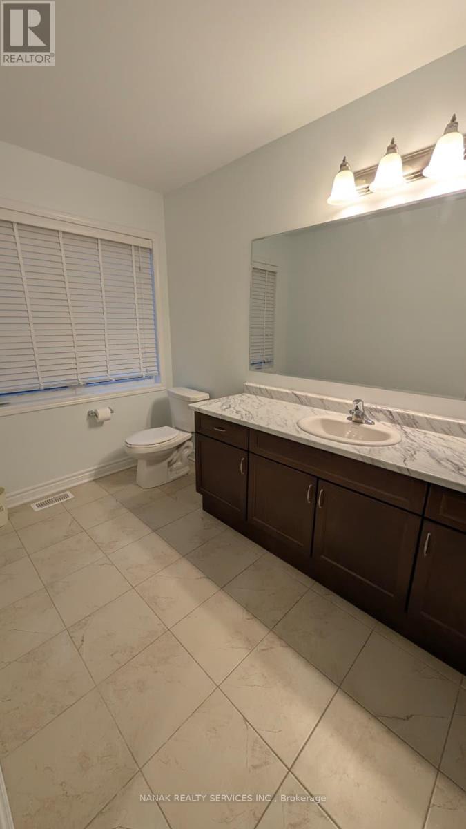 39 Boothill Drive, Brampton, Ontario  L7A 0C1 - Photo 6 - W12906718