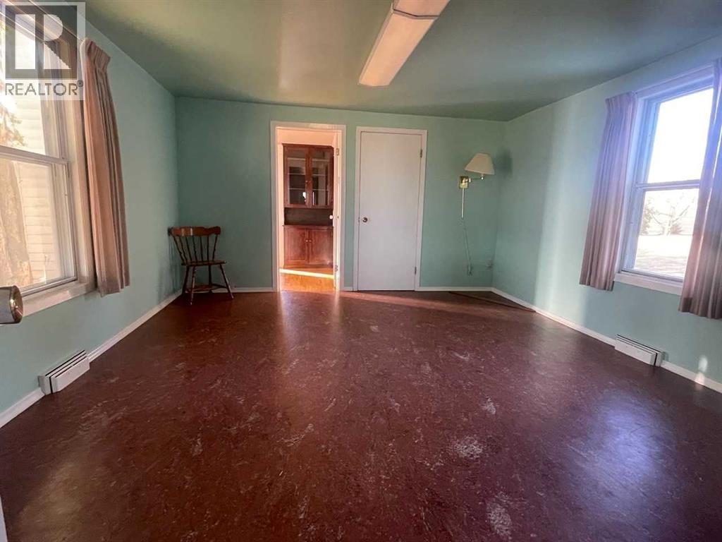 #472018 A&b, Rural Wainwright No. 61, Alberta T9W 1T4 - Photo 7 - A2263239