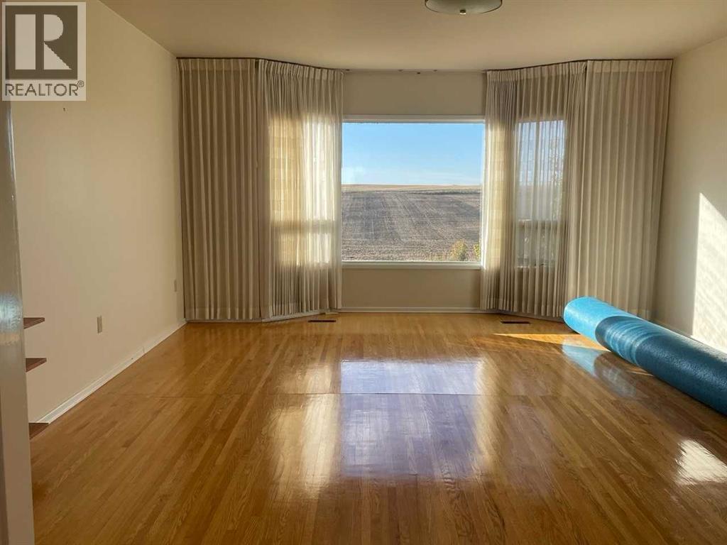 #472018 A&b, Rural Wainwright No. 61, Alberta T9W 1T4 - Photo 9 - A2263239