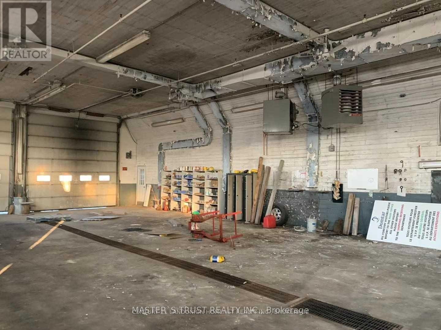 303 Martel Road N, Chapleau, Ontario  P0M 1K0 - Photo 5 - X12906704