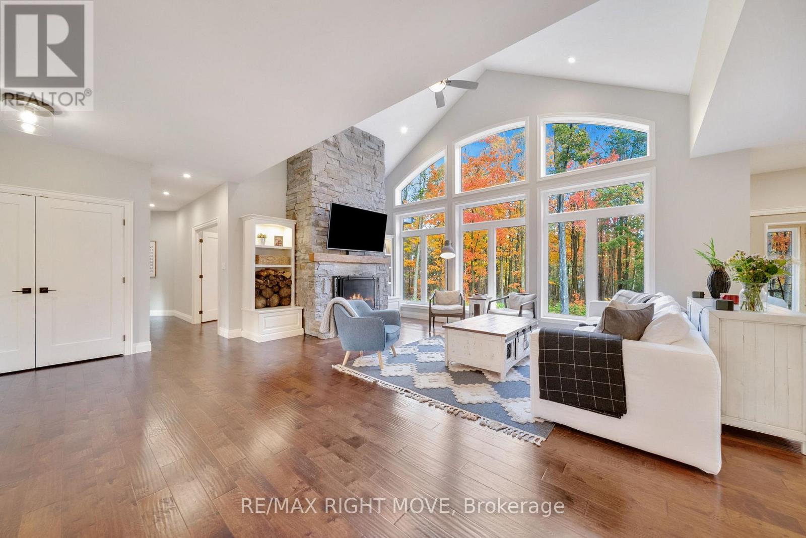 143 Bass Line, Oro-Medonte, Ontario  L3V 0J9 - Photo 10 - S12482625