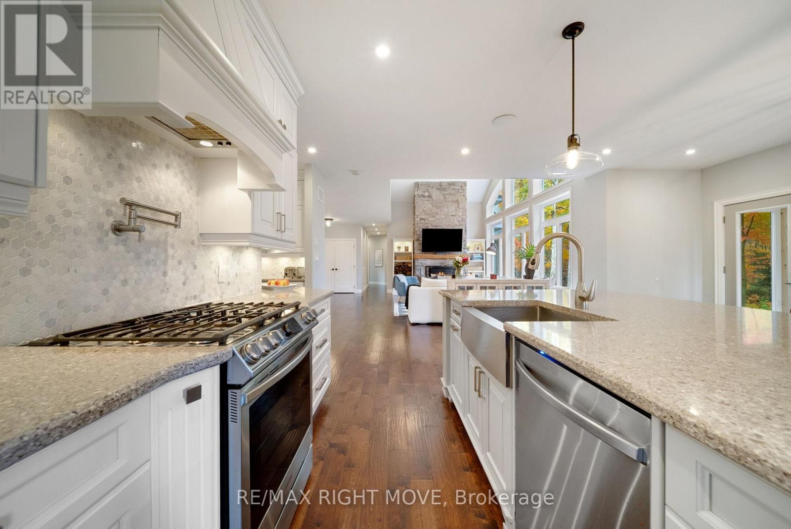 143 Bass Line, Oro-Medonte, Ontario  L3V 0J9 - Photo 18 - S12482625