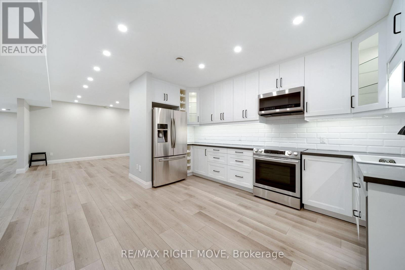 143 Bass Line, Oro-Medonte, Ontario  L3V 0J9 - Photo 29 - S12482625