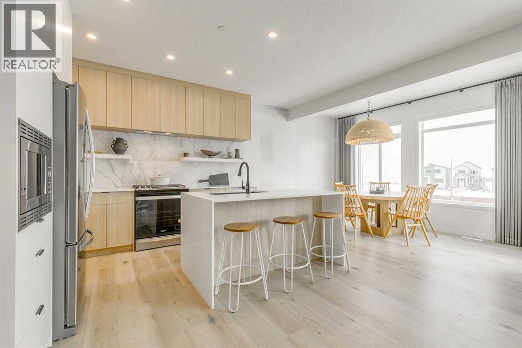 227 Lucas Common NW, Calgary, Alberta  T3P 2B3 - Photo 6 - A2272517