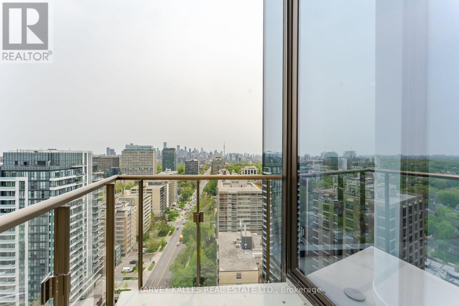 2002 - 215 Lonsdale Road, Toronto, Ontario  M4V 1W7 - Photo 18 - C12906736