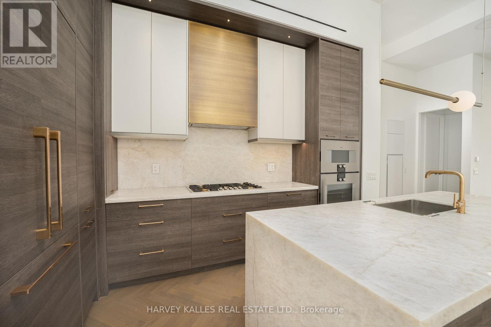 2002 - 215 Lonsdale Road, Toronto, Ontario  M4V 1W7 - Photo 9 - C12906736