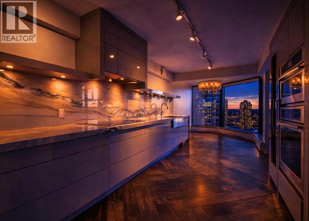 2403, 1100 8 Avenue SW, Calgary, Alberta