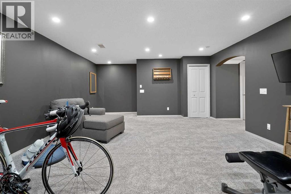 210 Elgin View SE, Calgary, Alberta  T2Z 4N3 - Photo 32 - A2293237