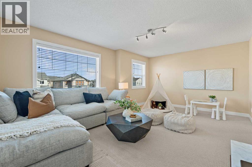 17 Drake Landing Crescent, Okotoks, Alberta  T1S 0C1 - Photo 20 - A2295303