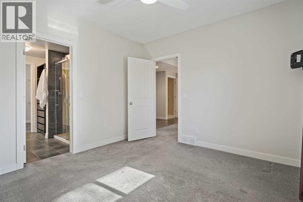 17 Drake Landing Crescent, Okotoks, Alberta  T1S 0C1 - Photo 42 - A2295303