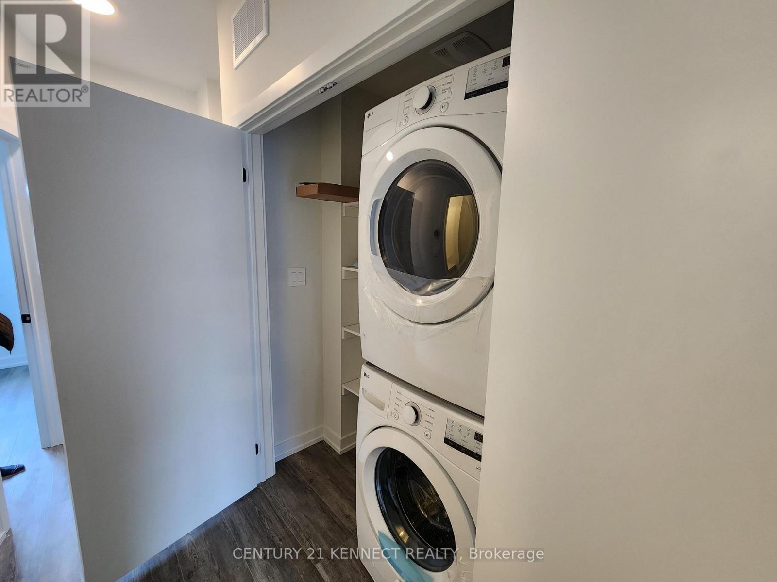 8 Victor Metcalf Lane, Richmond Hill, Ontario  L4B 0J7 - Photo 16 - N12906742