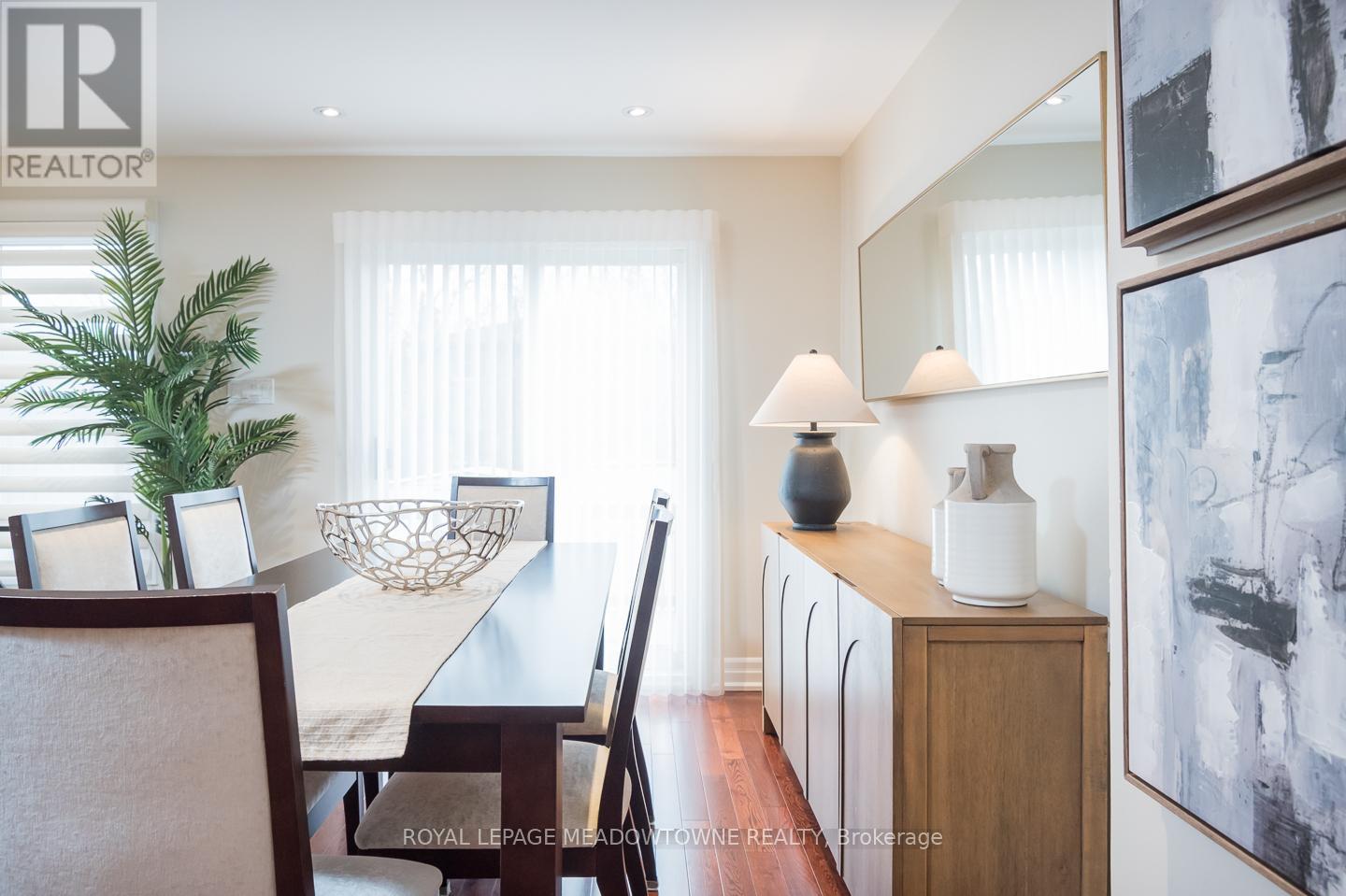 4311 Poltava Crescent, Mississauga, Ontario L4W 3B9 - Photo 5 - W12904882