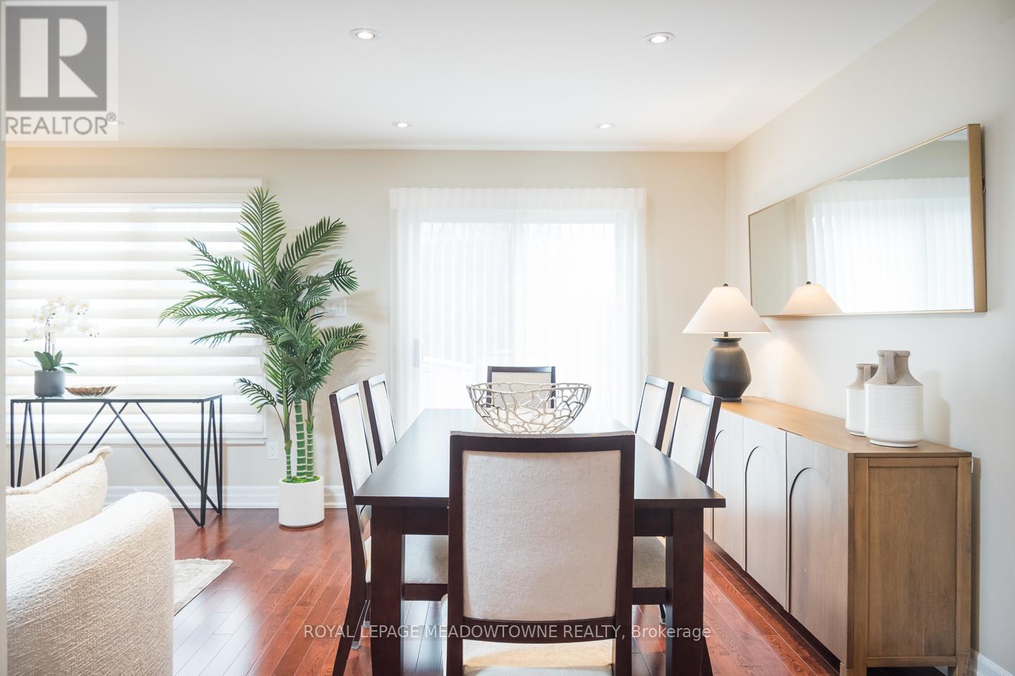 4311 Poltava Crescent, Mississauga, Ontario L4W 3B9 - Photo 6 - W12904882