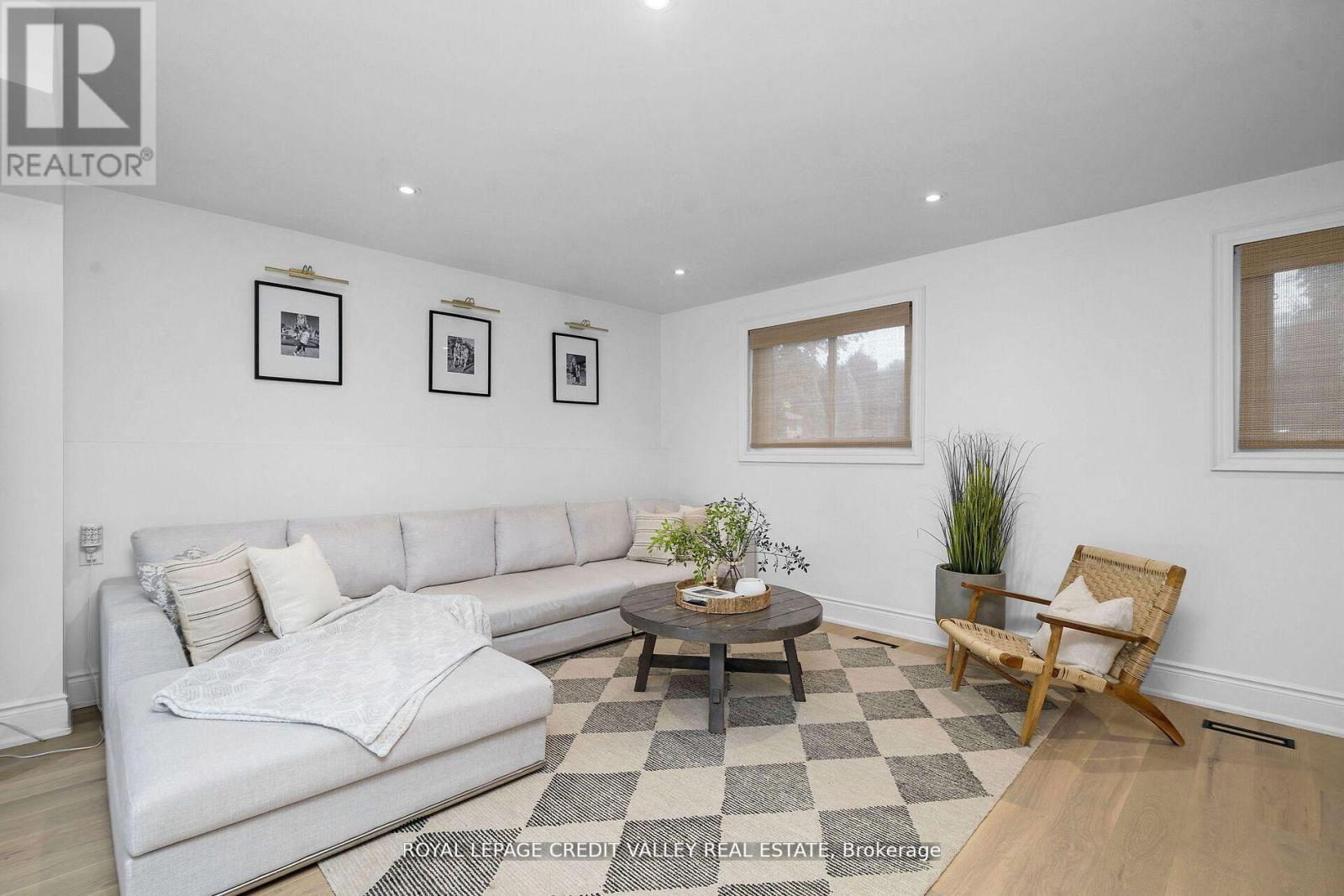 47 Larry Street, Caledon, Ontario  L7C 1K8 - Photo 26 - W12906738