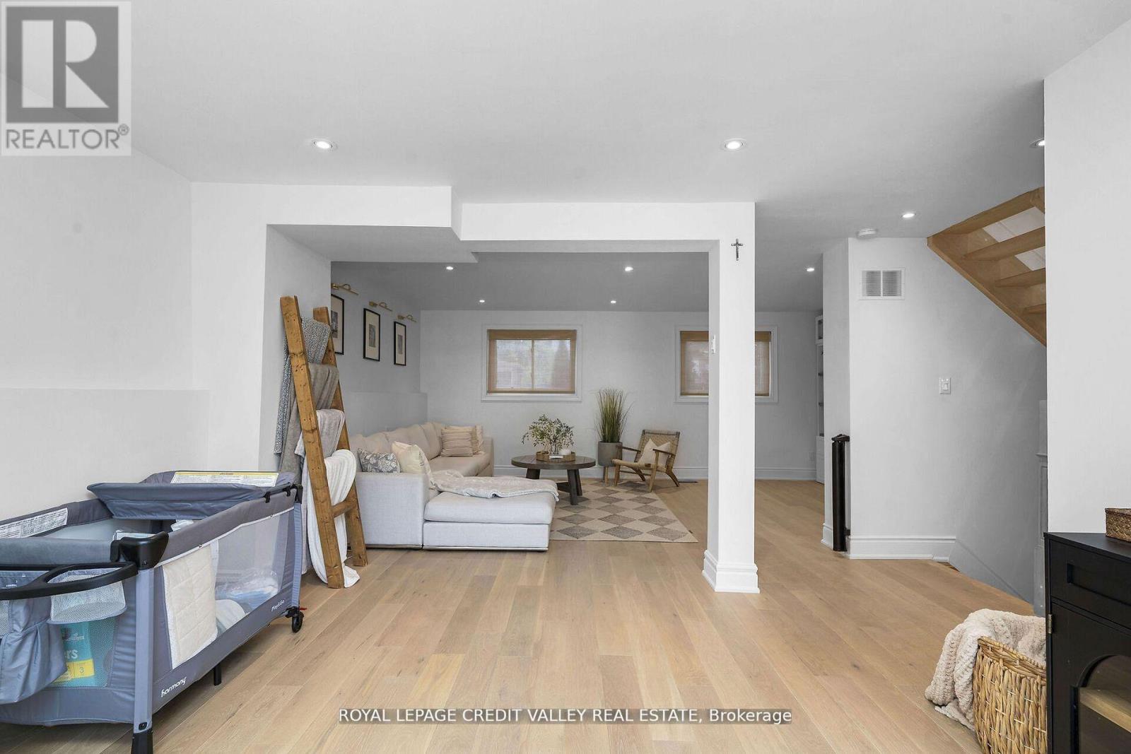 47 Larry Street, Caledon, Ontario  L7C 1K8 - Photo 30 - W12906738