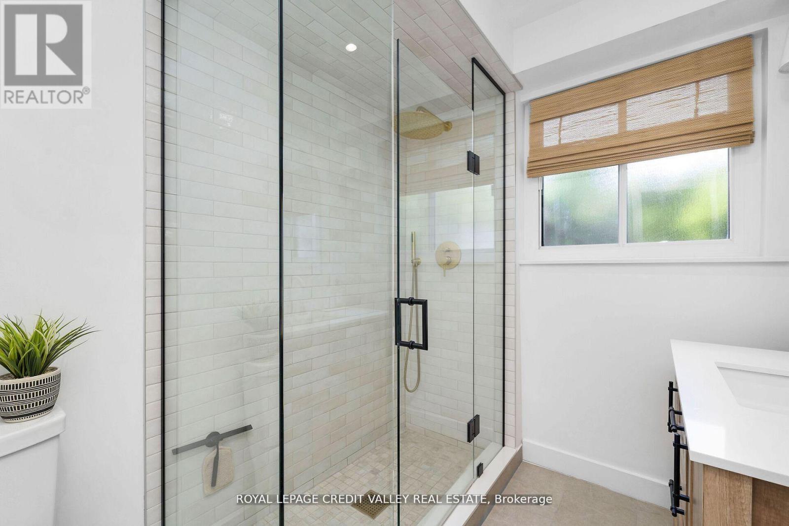 47 Larry Street, Caledon, Ontario  L7C 1K8 - Photo 32 - W12906738