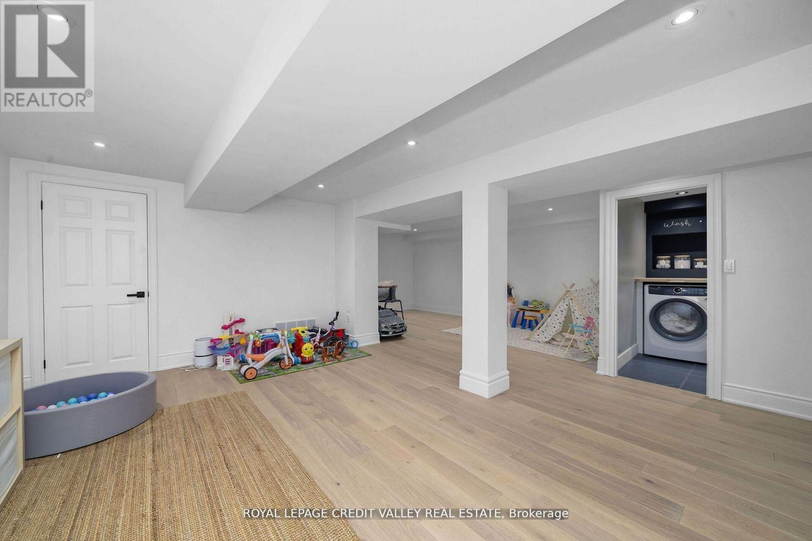 47 Larry Street, Caledon, Ontario  L7C 1K8 - Photo 33 - W12906738