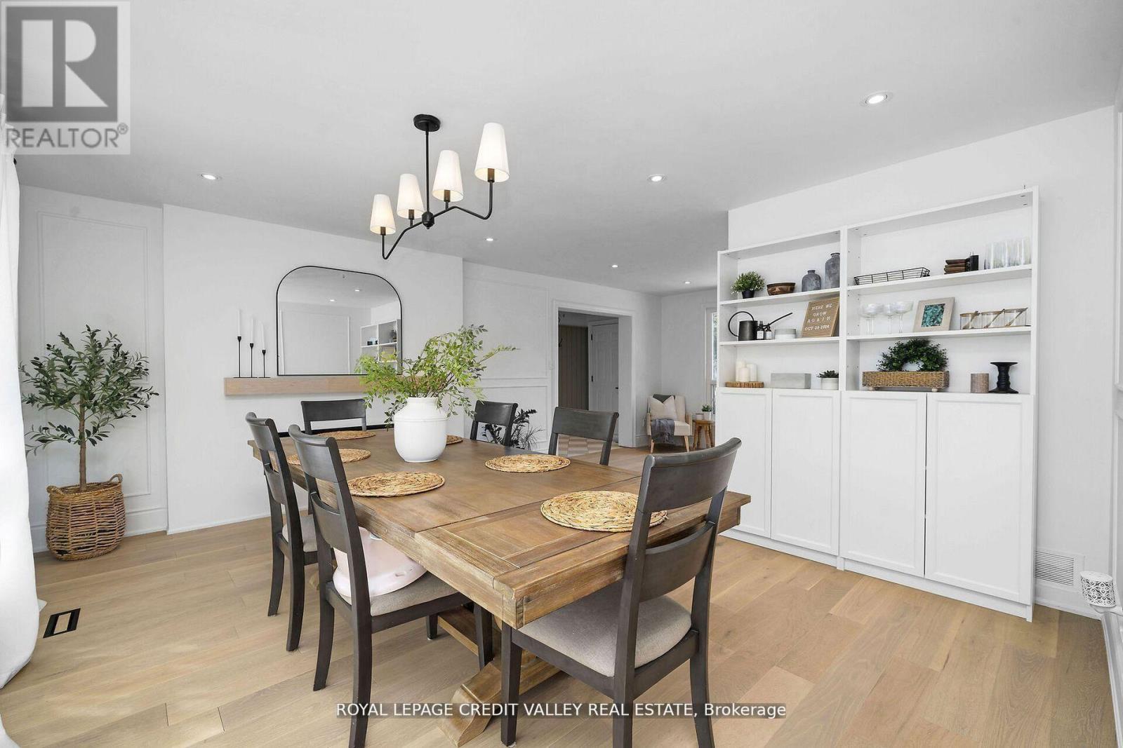 47 Larry Street, Caledon, Ontario  L7C 1K8 - Photo 6 - W12906738