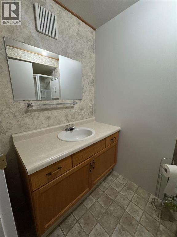 5403 47 Street, Lacombe, Alberta  T4L 2H5 - Photo 16 - A2295046