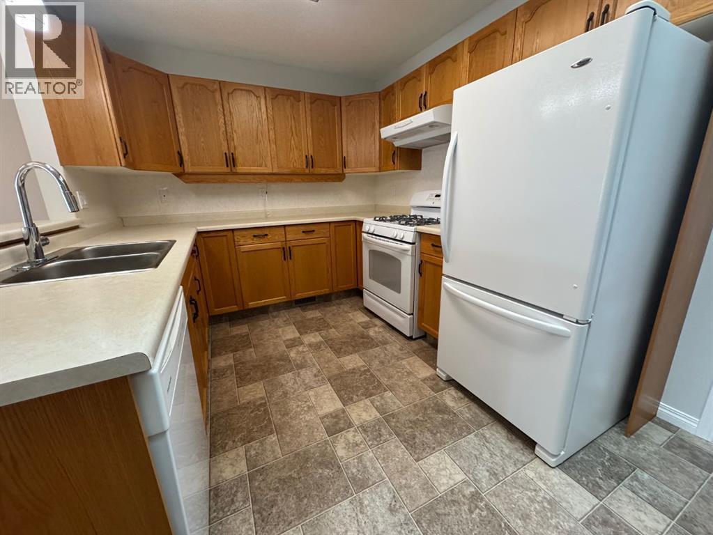 5403 47 Street, Lacombe, Alberta  T4L 2H5 - Photo 8 - A2295046