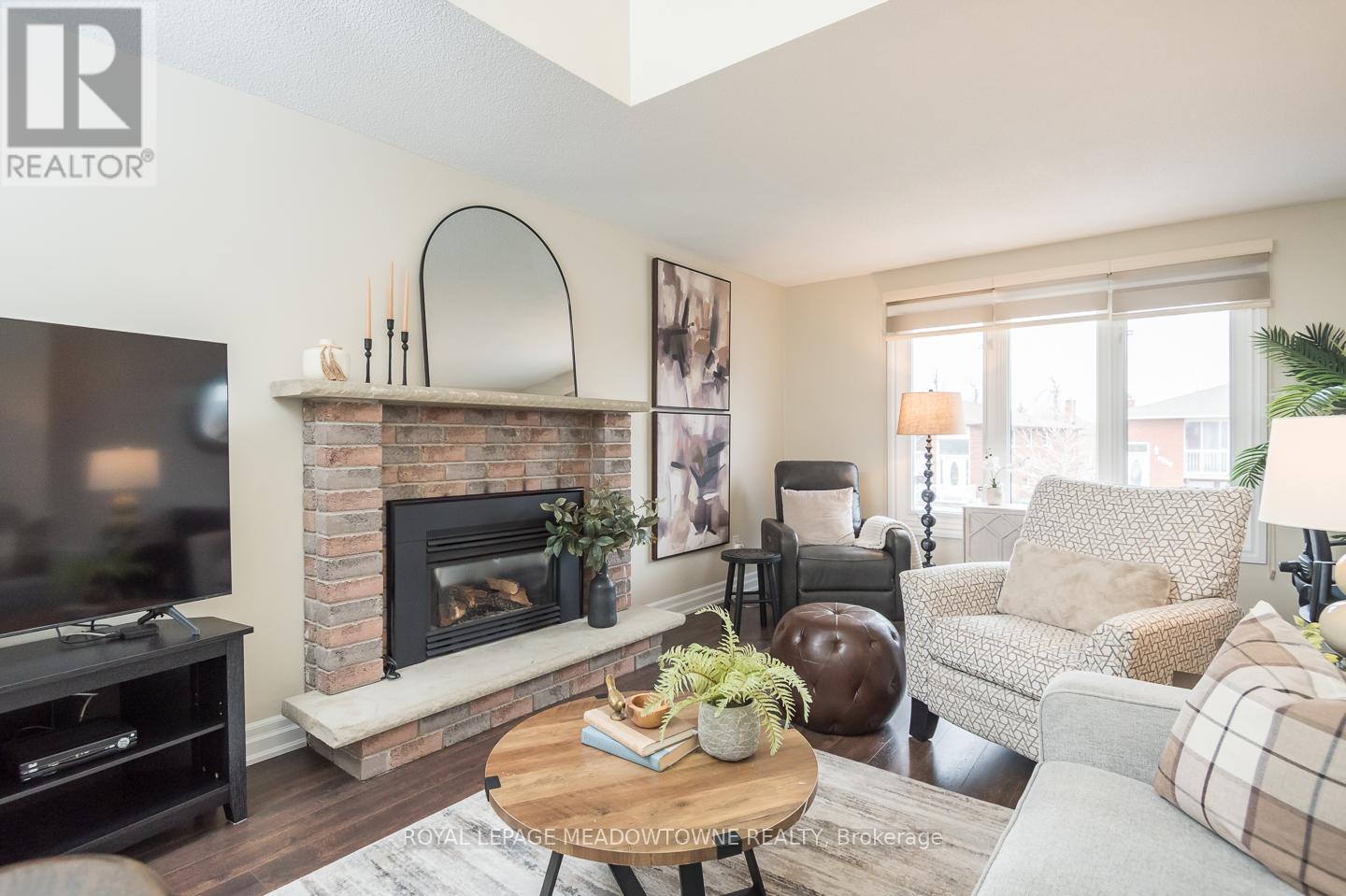 4311 Poltava Crescent, Mississauga, Ontario L4W 3B9 - Photo 13 - W12904882