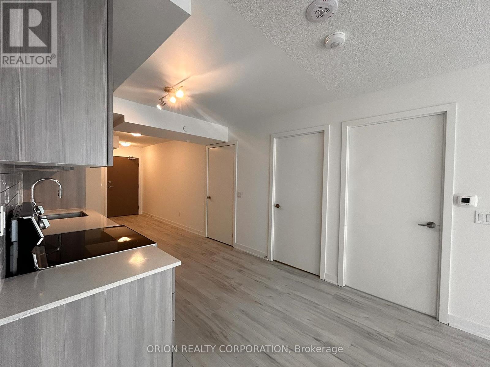 1009 - 1010 Sandy Beach Road, Pickering, Ontario  L1W 0C7 - Photo 7 - E12873108