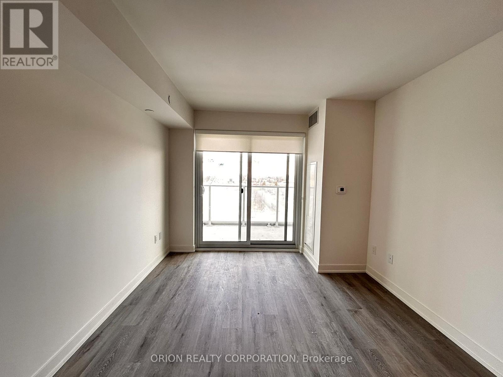 701 - 1010 Sandy Beach Road, Pickering, Ontario  L1W 0C7 - Photo 6 - E12892334