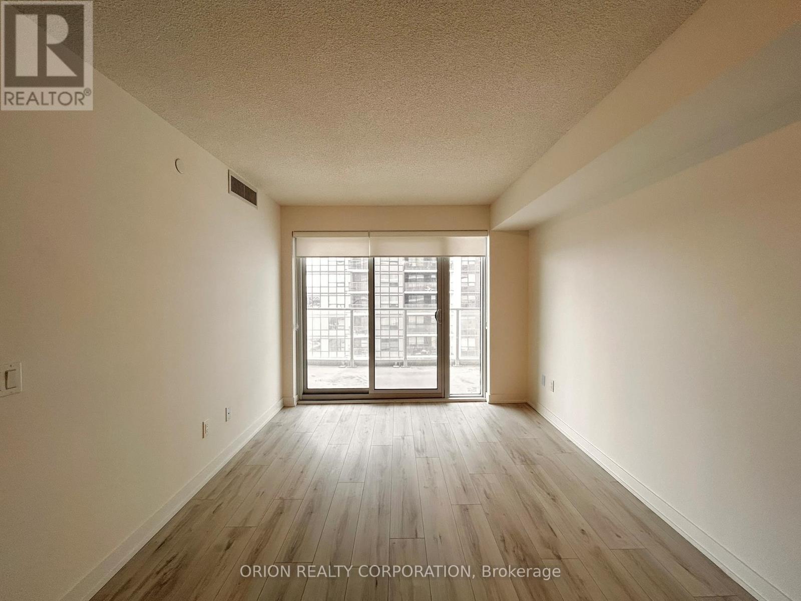 1009 - 1010 Sandy Beach Road, Pickering, Ontario  L1W 0C7 - Photo 8 - E12873108