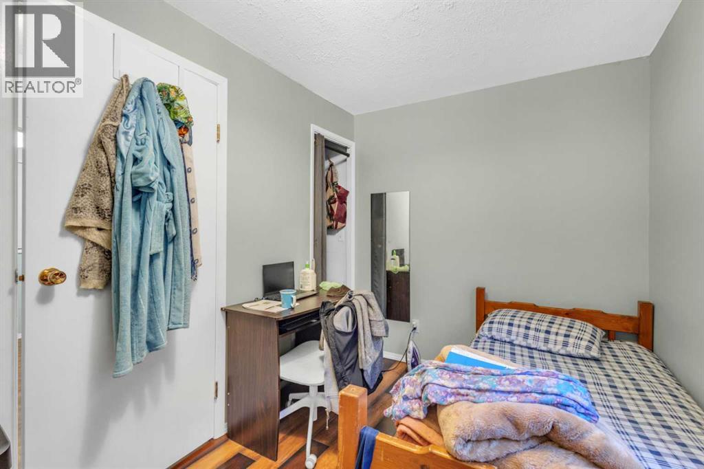 4718 College Avenue, Lacombe, Alberta  T4L 1Z1 - Photo 38 - A2213994