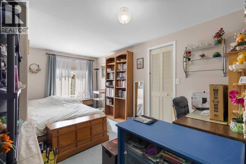 4718 College Avenue, Lacombe, Alberta  T4L 1Z1 - Photo 17 - A2213994