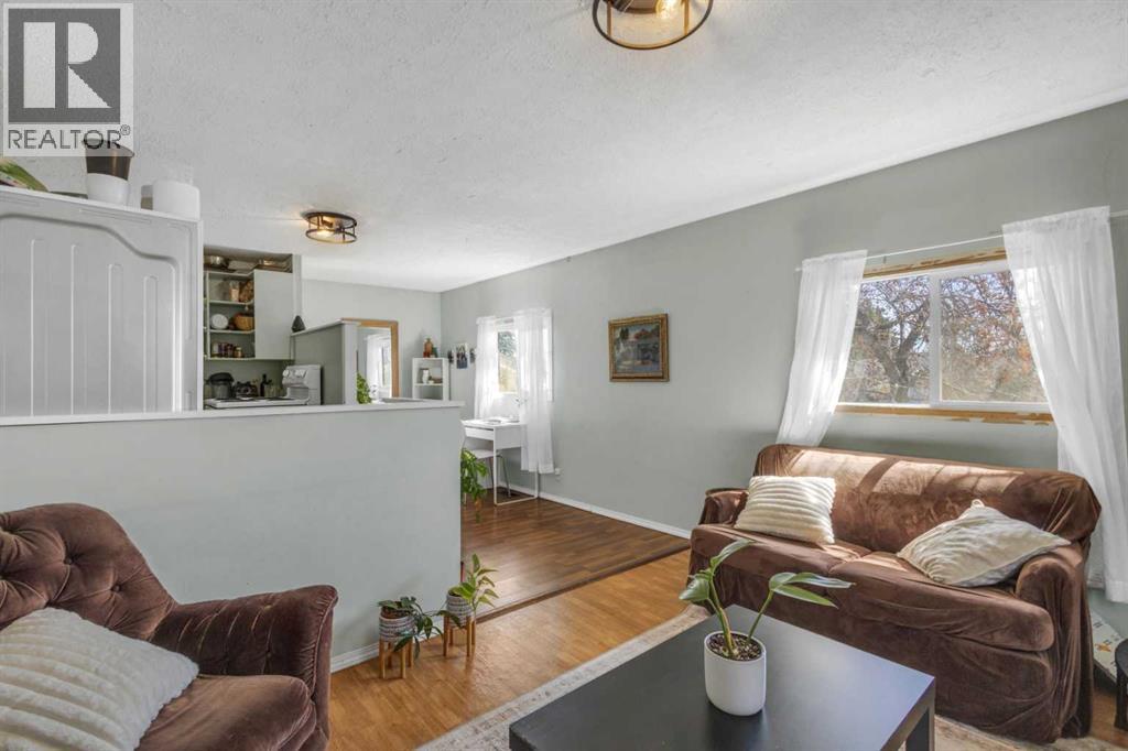 4718 College Avenue, Lacombe, Alberta  T4L 1Z1 - Photo 31 - A2213994