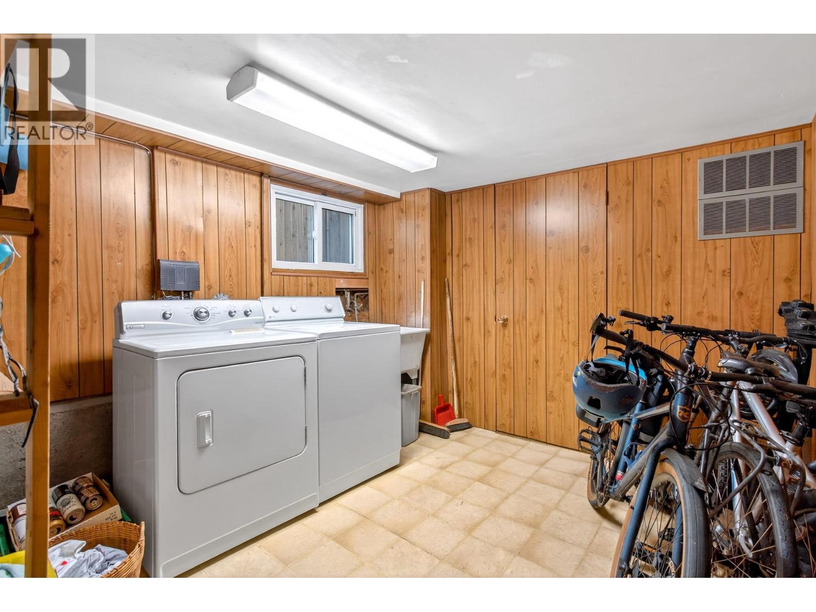 3494 Oxford Street, Vancouver, British Columbia  V5K 1N9 - Photo 35 - R3101249