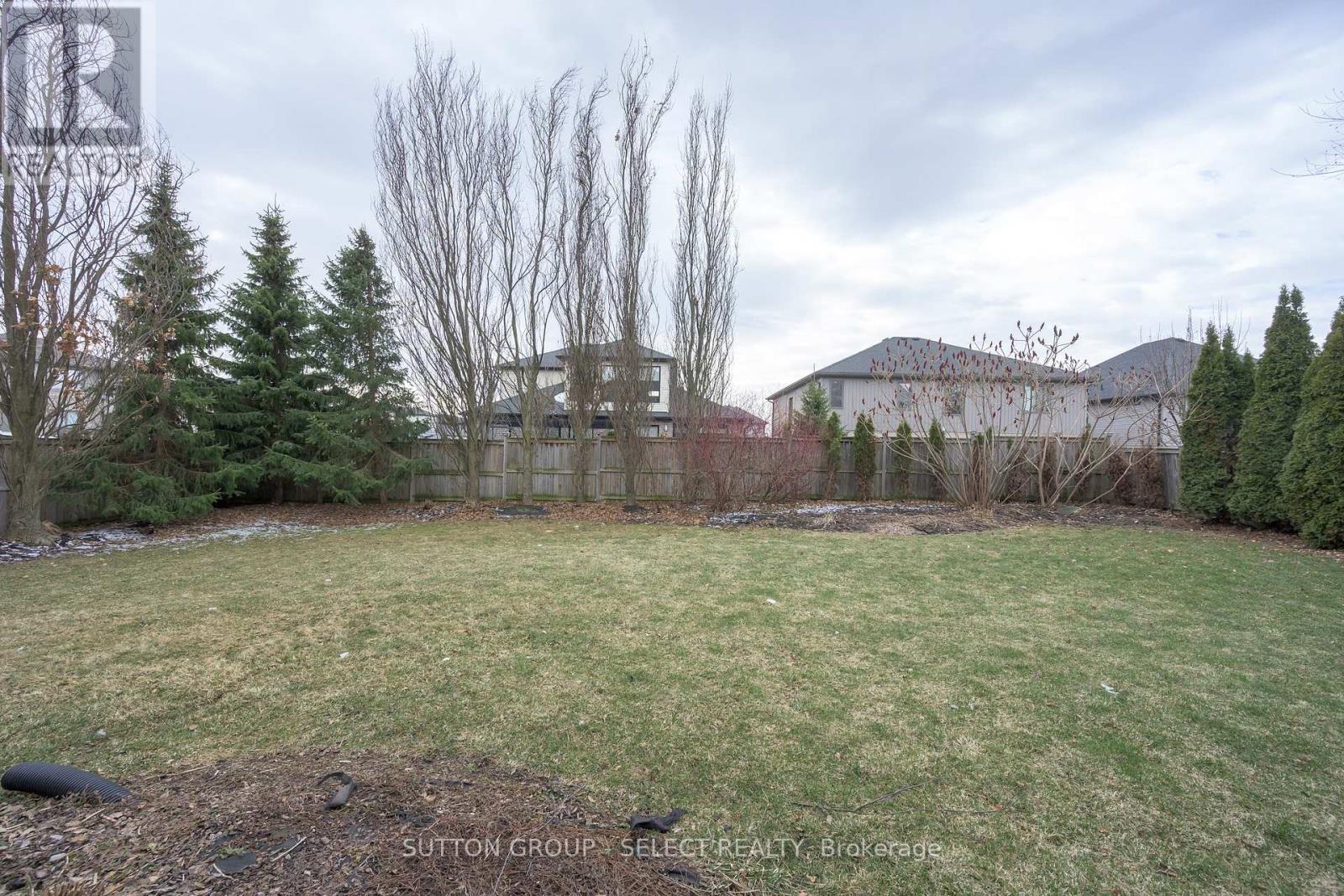 1615 Wickerson Gate, London South, Ontario  N6K 0C3 - Photo 42 - X12906806