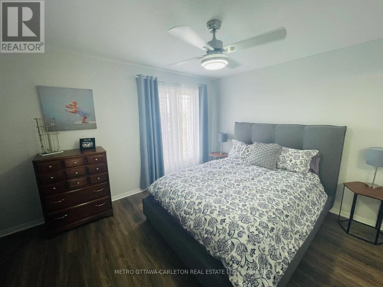 268 Meadowbreeze Drive, Ottawa, Ontario  K2M 3A5 - Photo 11 - X12906774