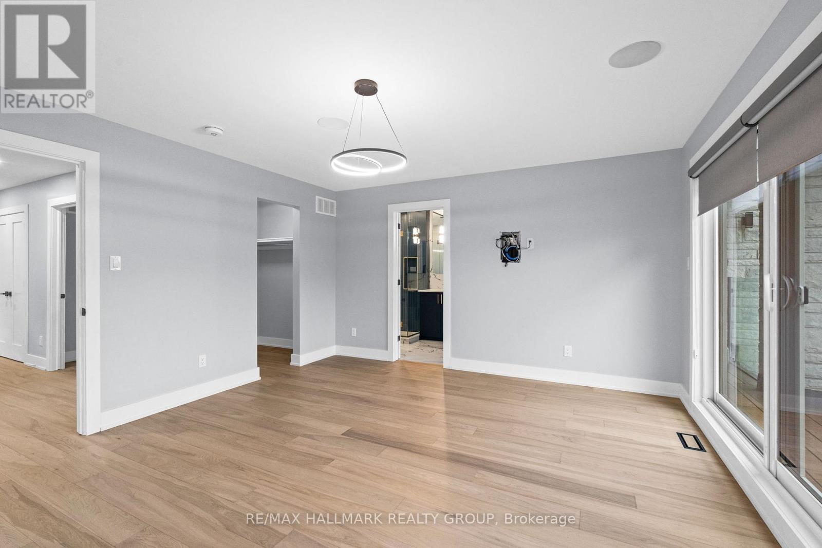 A - 886 Byron Avenue, Ottawa, Ontario  K2A 0A1 - Photo 22 - X12906792