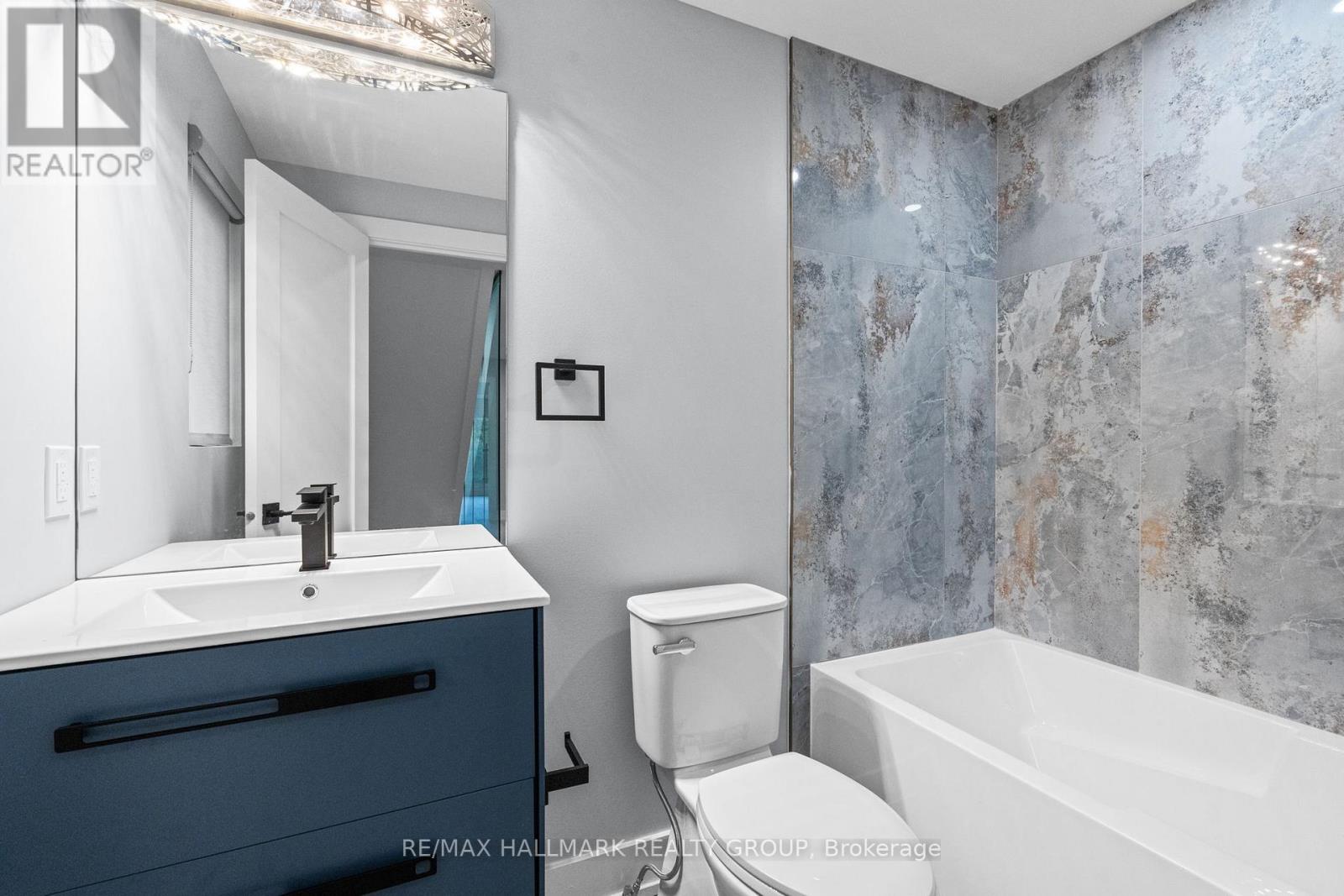 A - 886 Byron Avenue, Ottawa, Ontario  K2A 0A1 - Photo 32 - X12906792