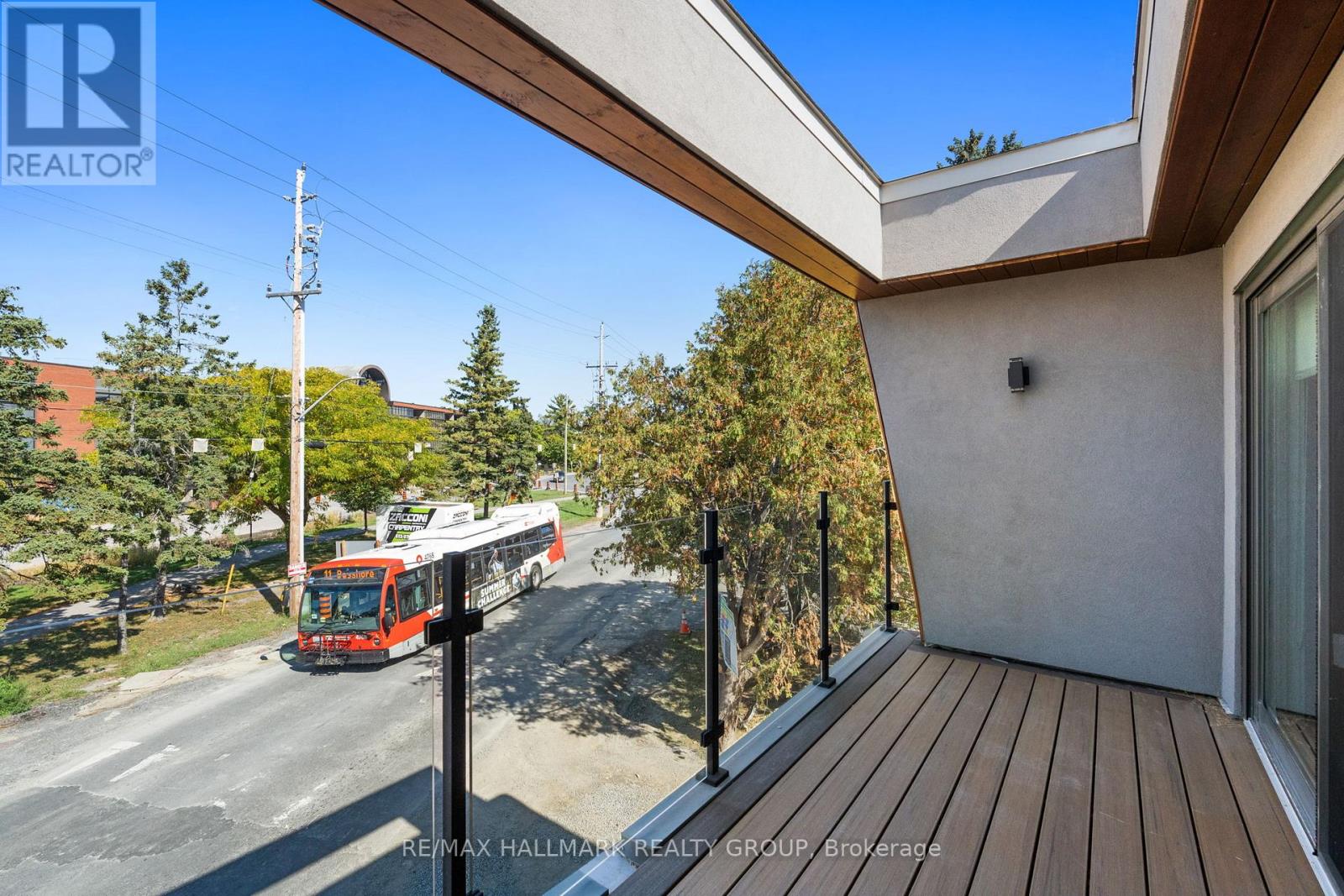 A - 886 Byron Avenue, Ottawa, Ontario  K2A 0A1 - Photo 35 - X12906792